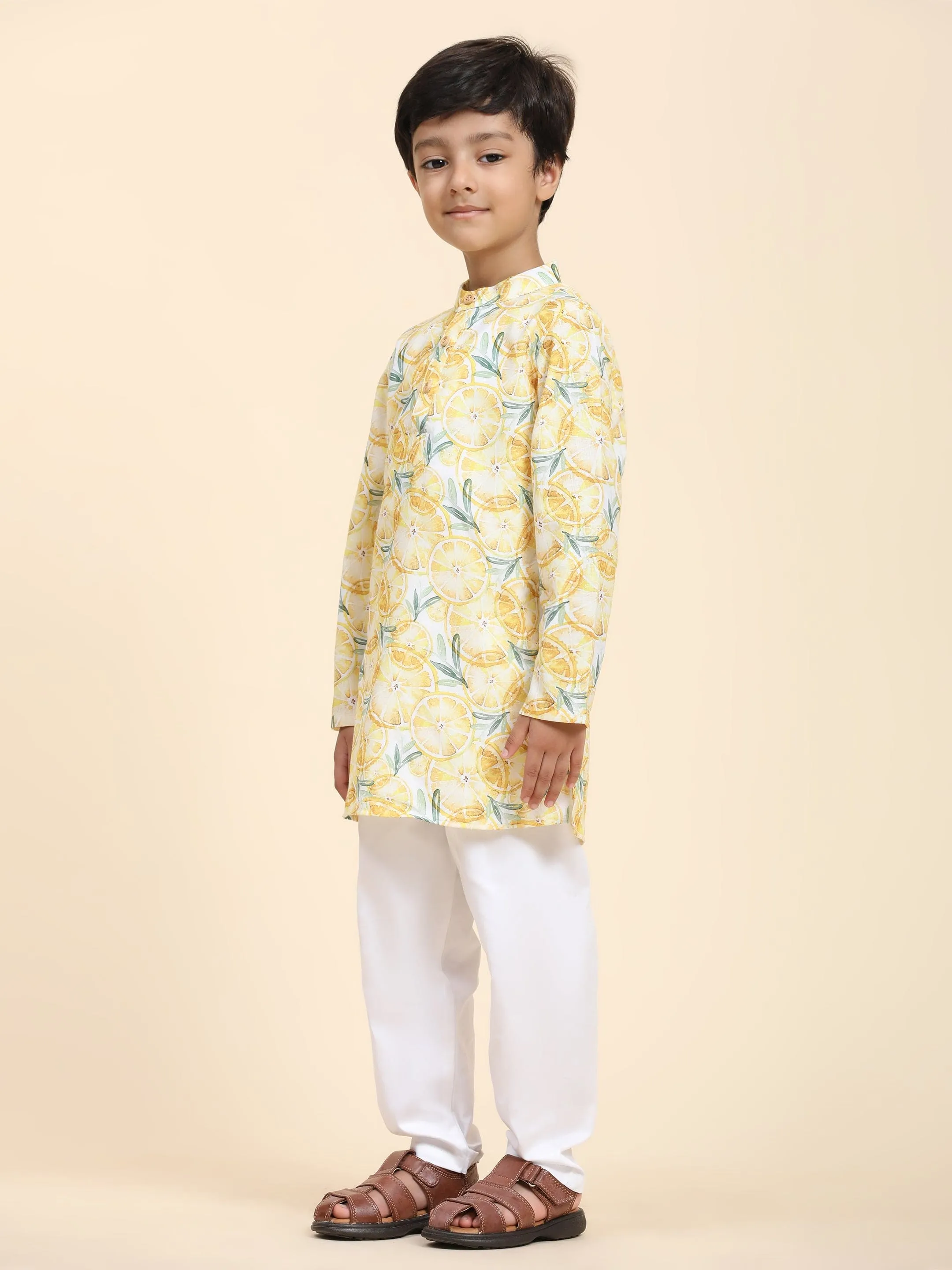 Lemon Print Vestiario's Blend Linen Kurta Pajama Set